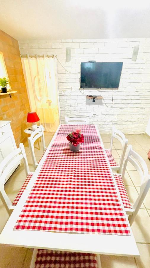 Colorful And Happy Apartment Sukosan - With Parking Exteriör bild
