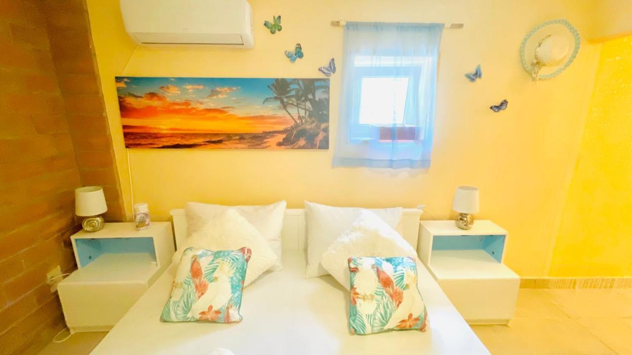 Colorful And Happy Apartment Sukosan - With Parking Exteriör bild